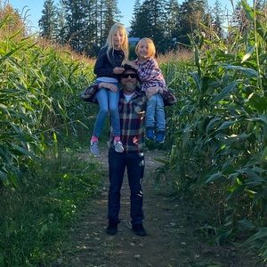 Meet your Posher, Jared